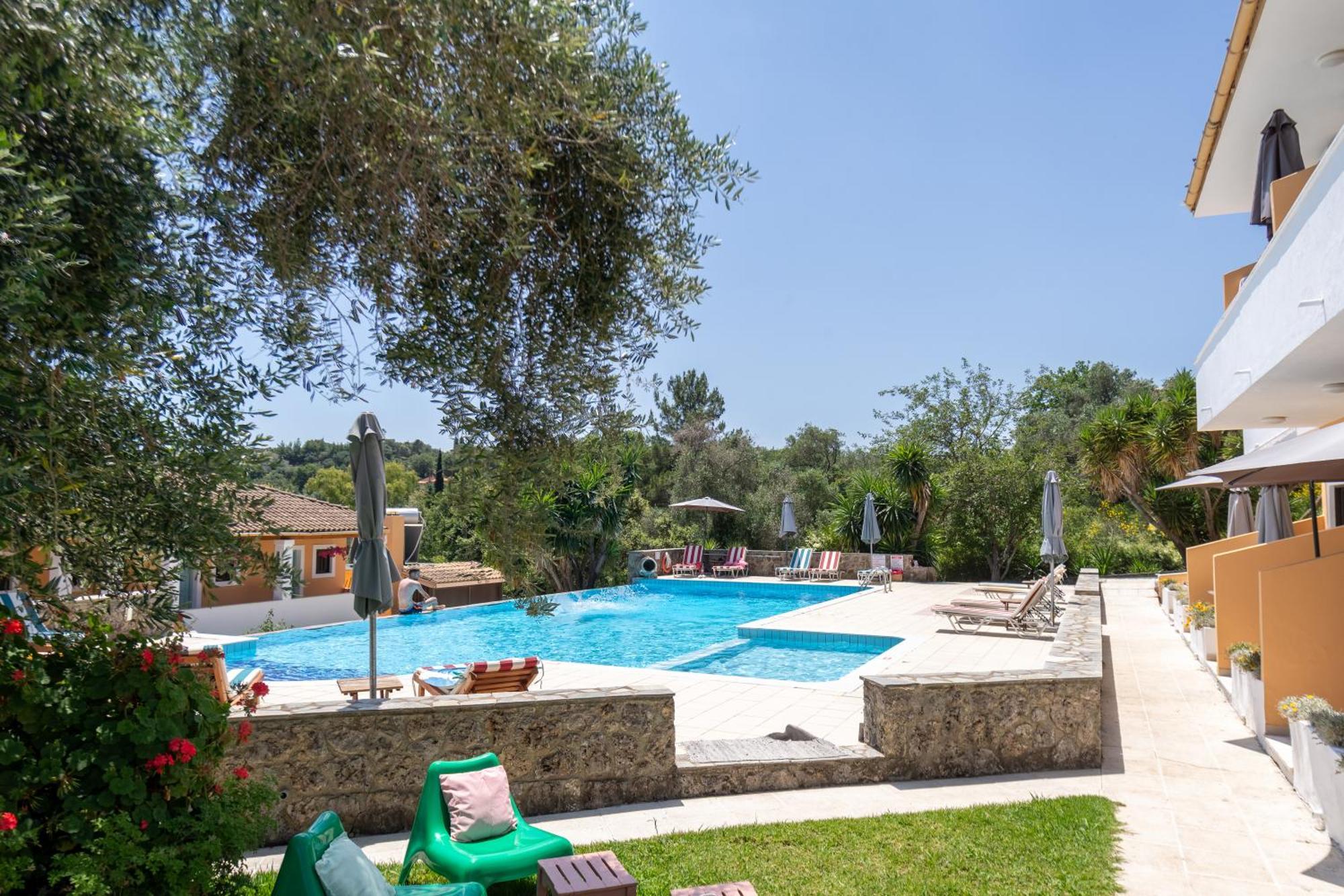 Little Corfu Aparthotel Dassia  Ngoại thất bức ảnh